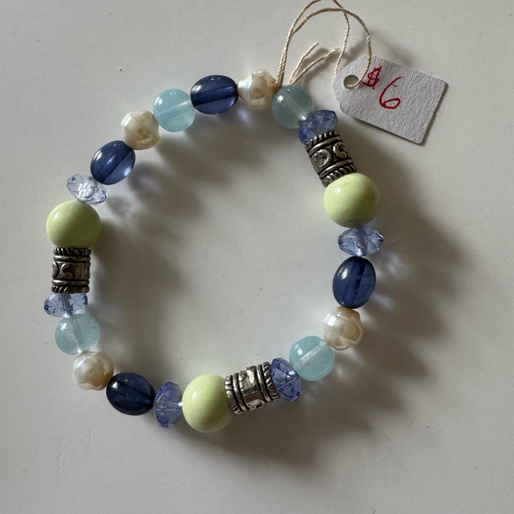 Handmade bracelets - Picture 6 of 8